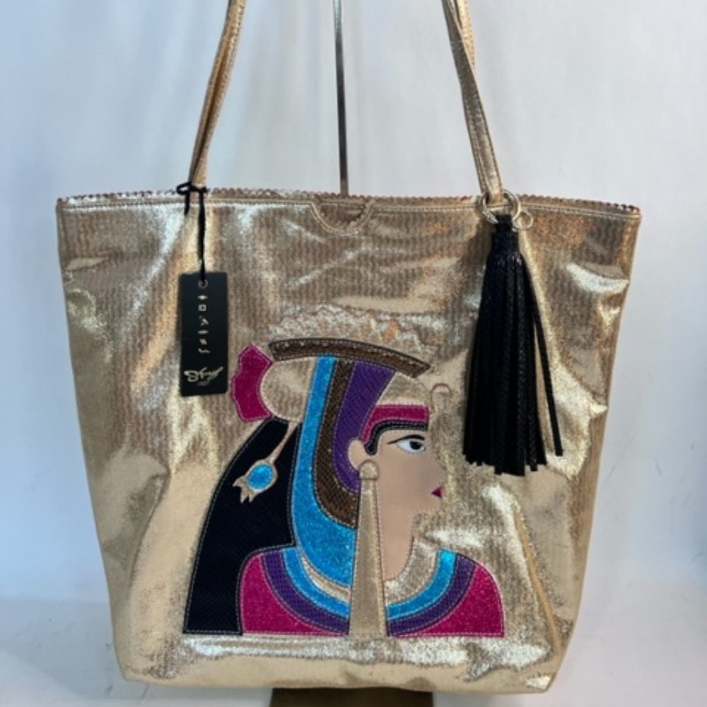 sharif tote